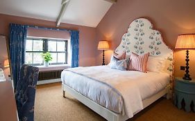 The White Lion Cowbridge